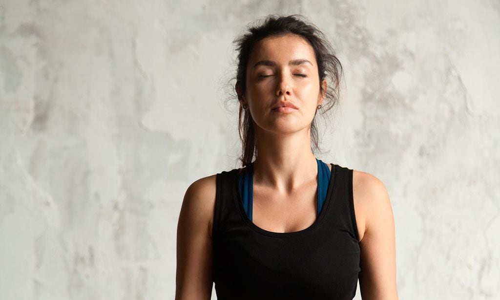 Ejercicios de 'Qi Gong' para la cara que te rejuvenecerán