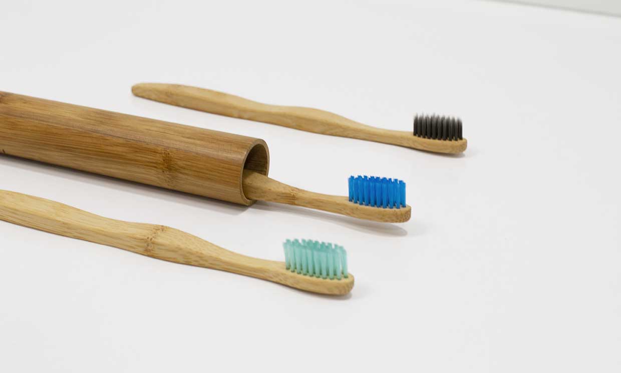 Cepillo de dientes de bambú