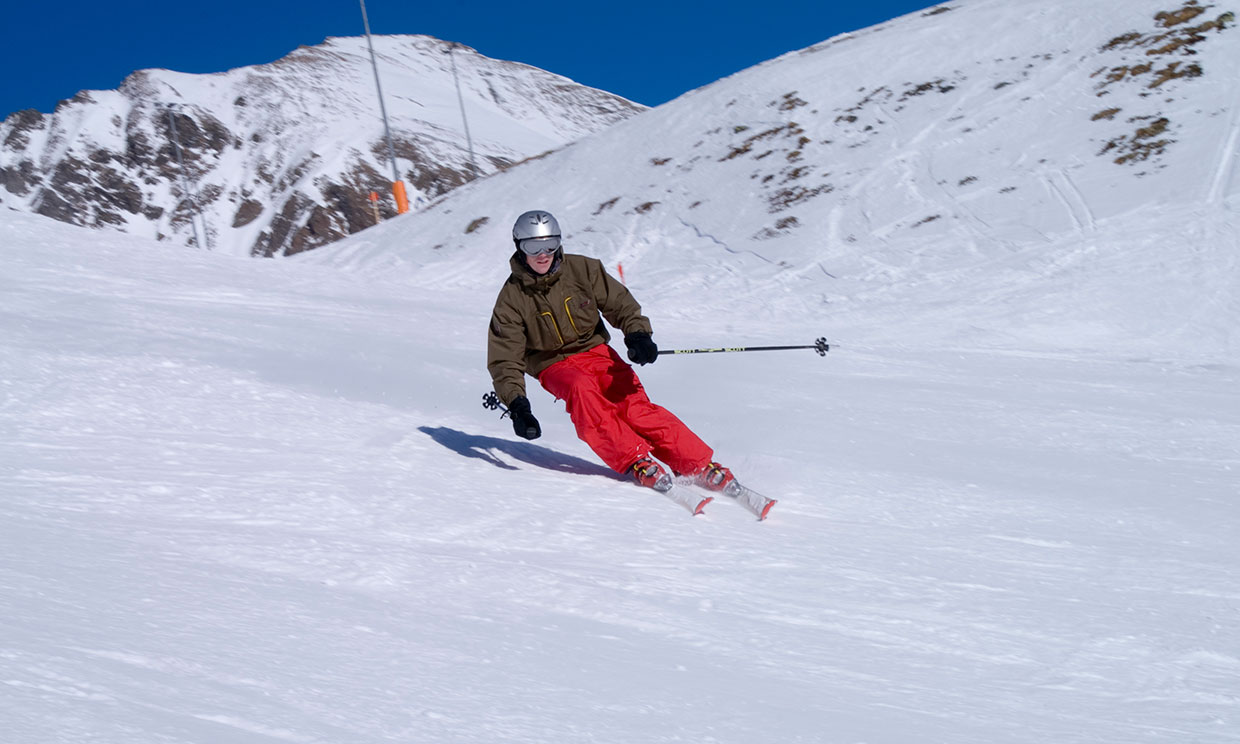 Si te apasiona el esquí, no te olvides de preparar tu cuerpo antes de lanzarte a la montaña