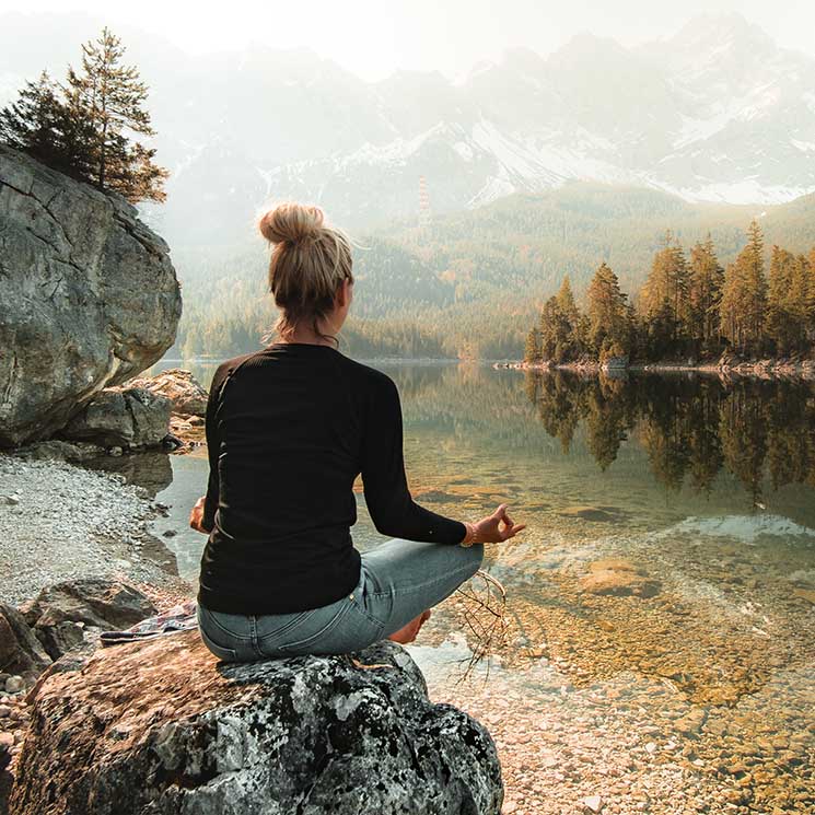 Cómo meditar ayuda a frenar el paso del tiempo 