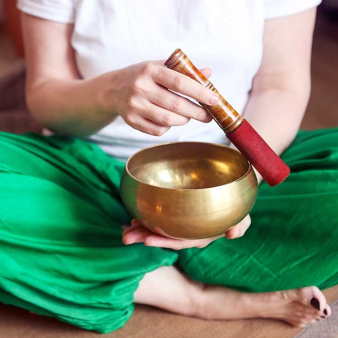 Aprovecha un baño de sonidos sagrados para equilibrar tus energías
