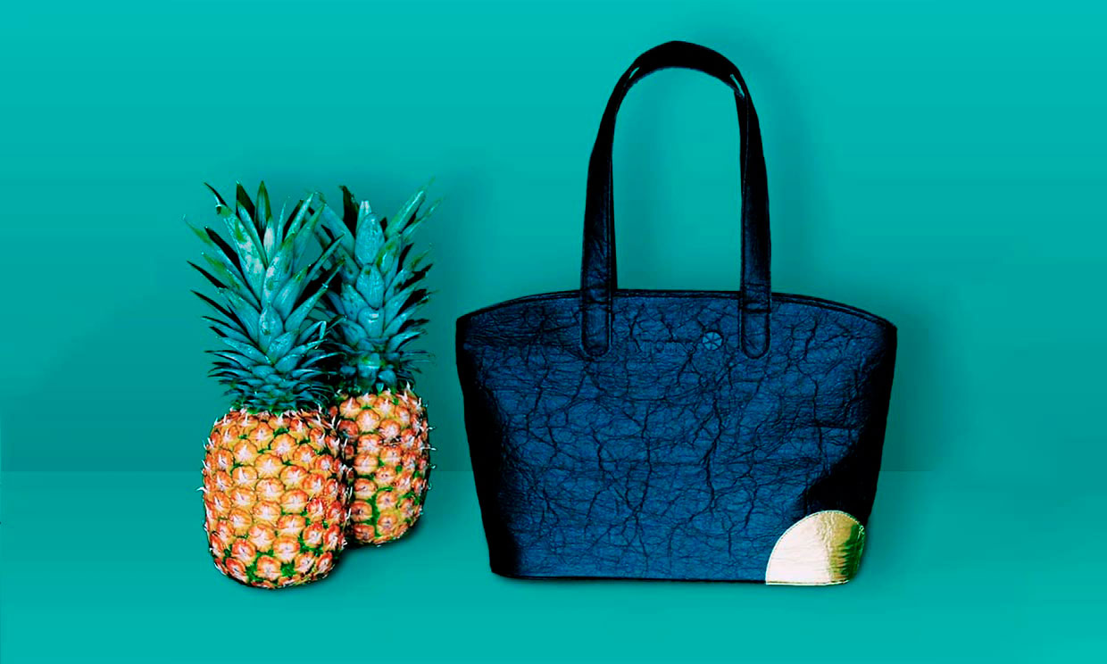 Bolsos creados con conciencia social y fabricados a partir de la fibra de piña