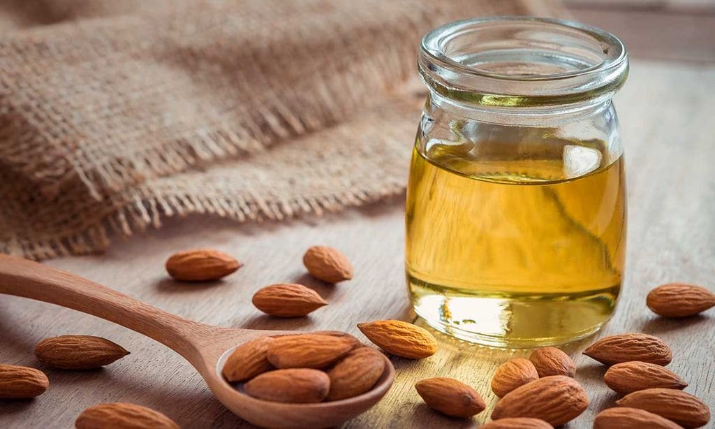 Todos los beneficios del aceite esencial de almendras