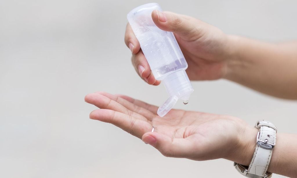 ¿Cómo hay que proteger las manos en estos días para que no se sequen?