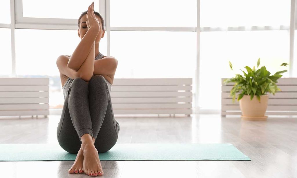 10 posturas de yoga para hacer a primera hora del día