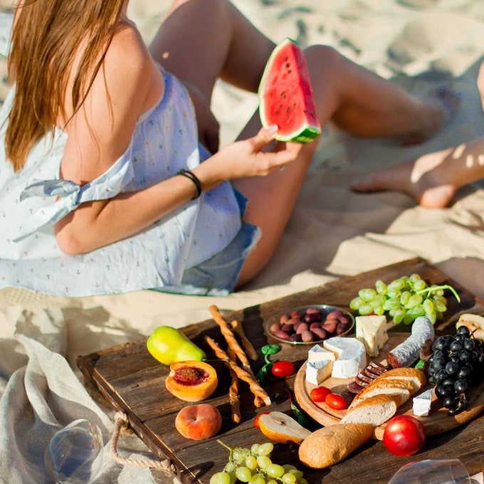 ¿Pueden los alimentos ayudarte a prevenir el daño que causa el sol en tu piel?