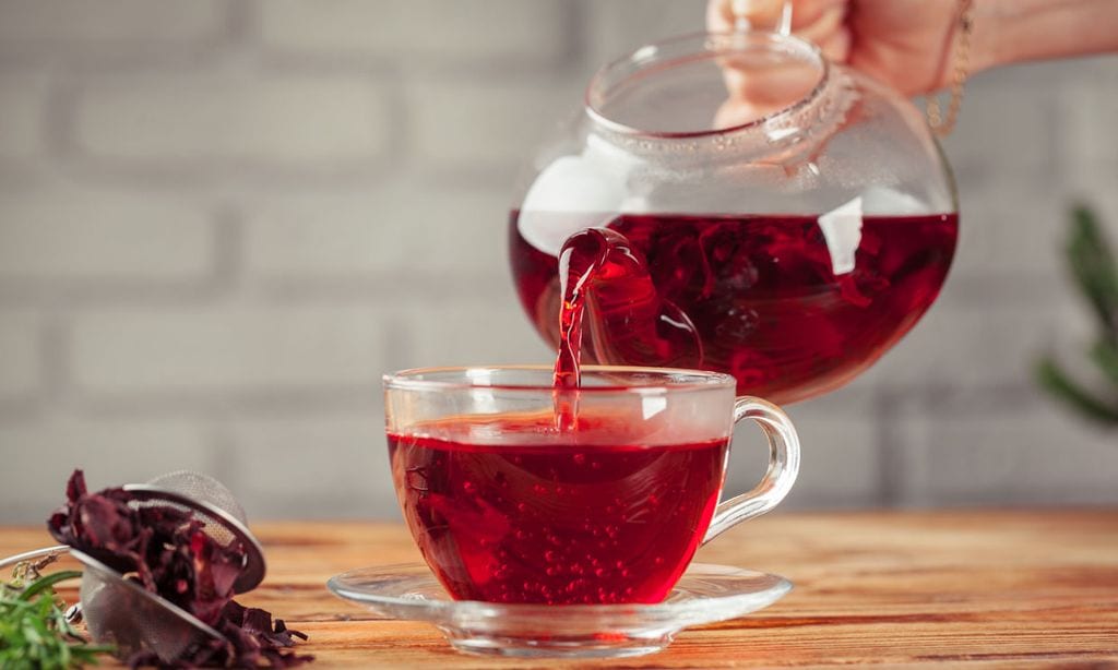 Té rojo: la infusión que te ayuda a adelgazar y, además, protege tu salud