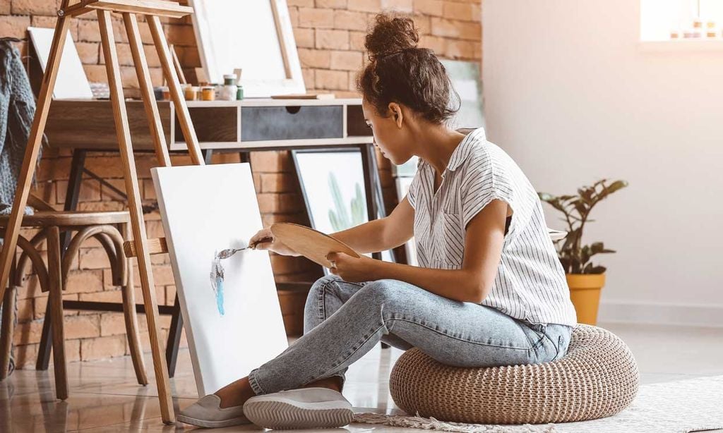 Manualidades, jardinería... pasatiempos entretenidos que, además, son buenos para tu salud mental