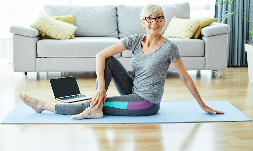 Todos los beneficios de practicar yoga en la madurez