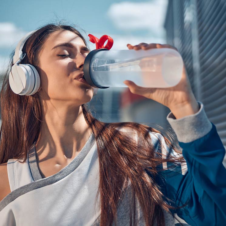 Beber poco puede sabotear tu dieta para adelgazar 