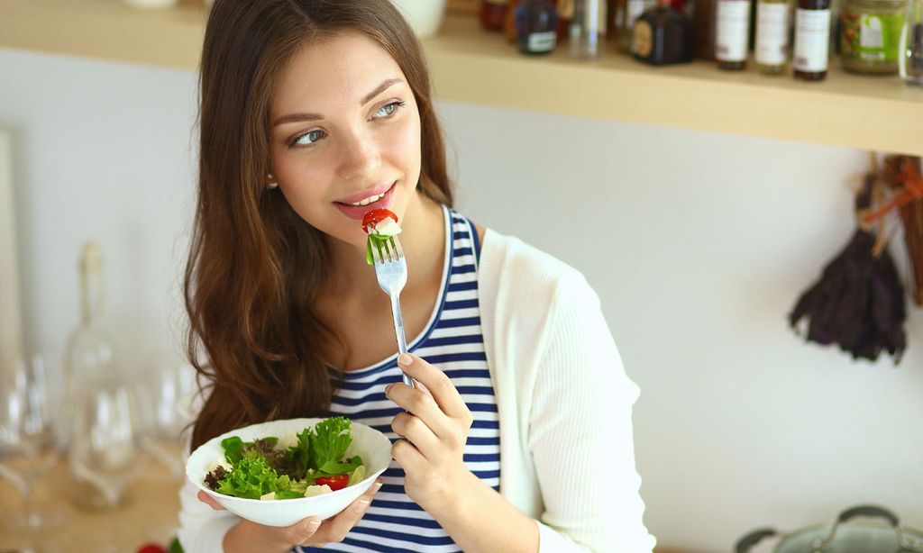 Cuenta atrás para el verano: ¿qué debe cambiar en nuestra dieta para perder peso?