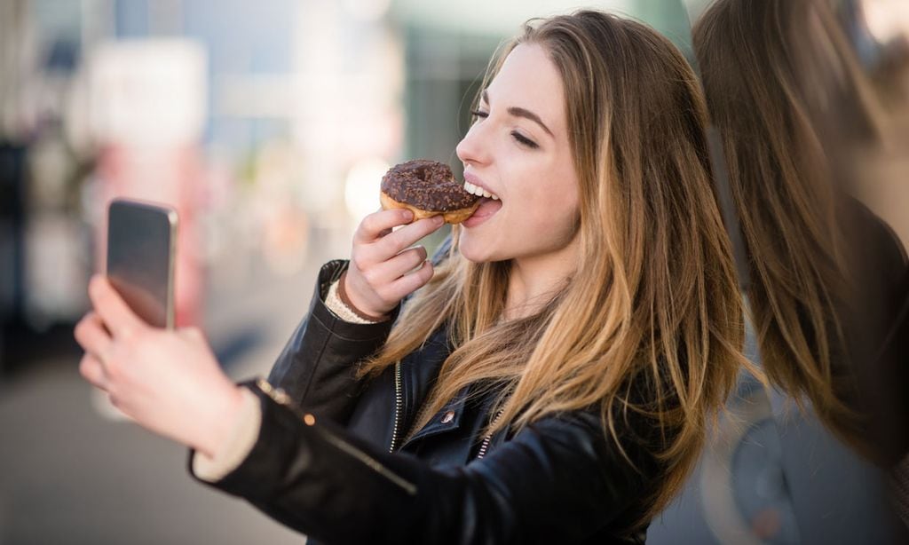 Menos azúcar en tus comidas: apunta estos consejos prácticos para limitar su consumo
