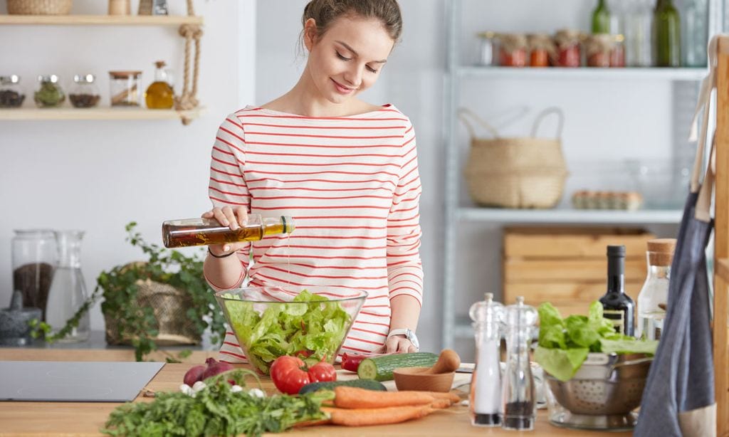 Coco, oliva, girasol... ¿Qué aceite es más saludable según los expertos?