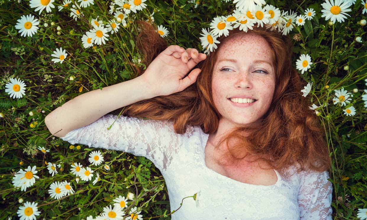 Remedios caseros y plantas para aclarar el cabello de forma natural y sin dañarlo