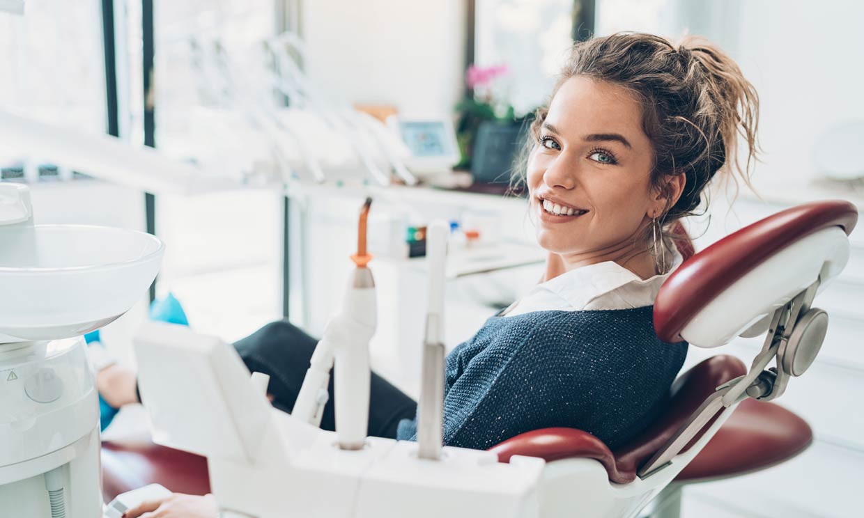 ¿Quieres presumir de sonrisa? Resolvemos tus dudas sobre el blanqueamiento dental