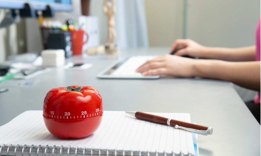 ¿Qué es la técnica Pomodoro y cómo puede ayudarte en tu día a día?