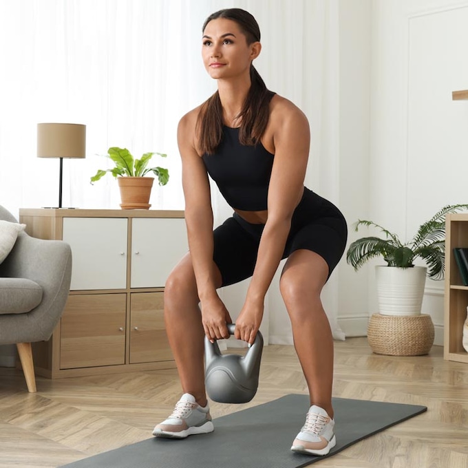 Sentadilla 'goblet': inclúyela en tu entrenamiento si quieres tonificar glúteos y piernas