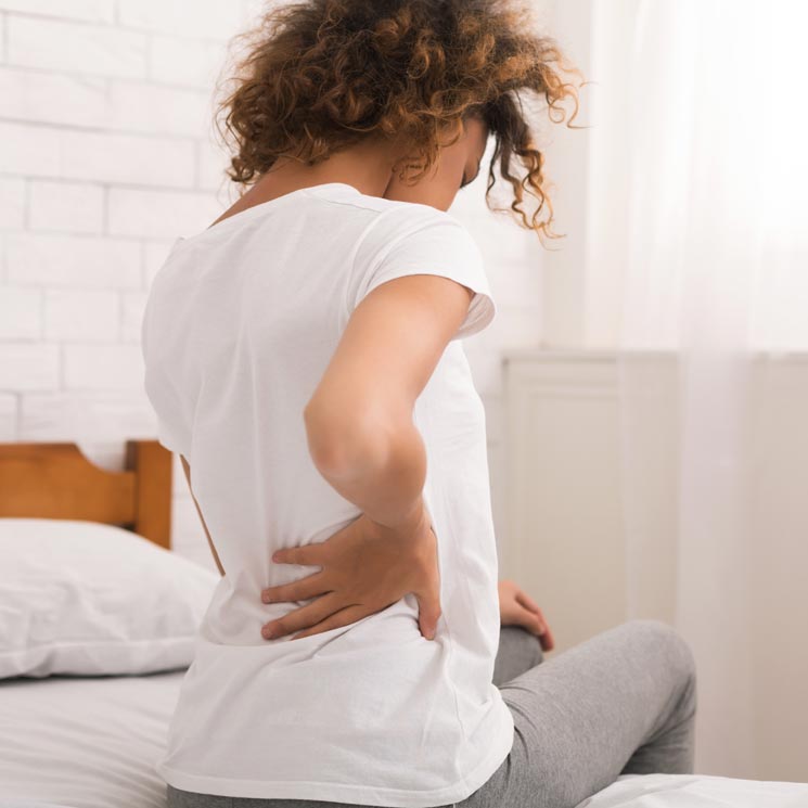¿Por qué nos duele tanto la espalda? Buscamos las principales causas y cómo evitarlo 