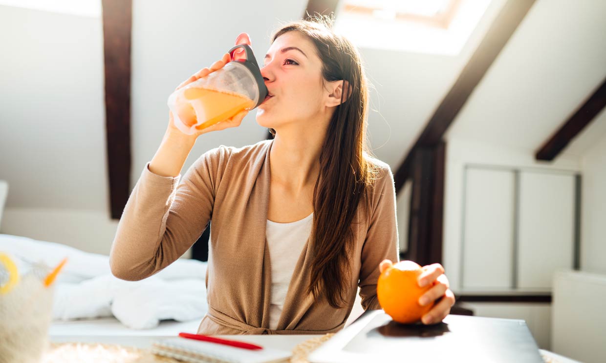 ¿Sabías que la vitamina C también es importante para tu cerebro?