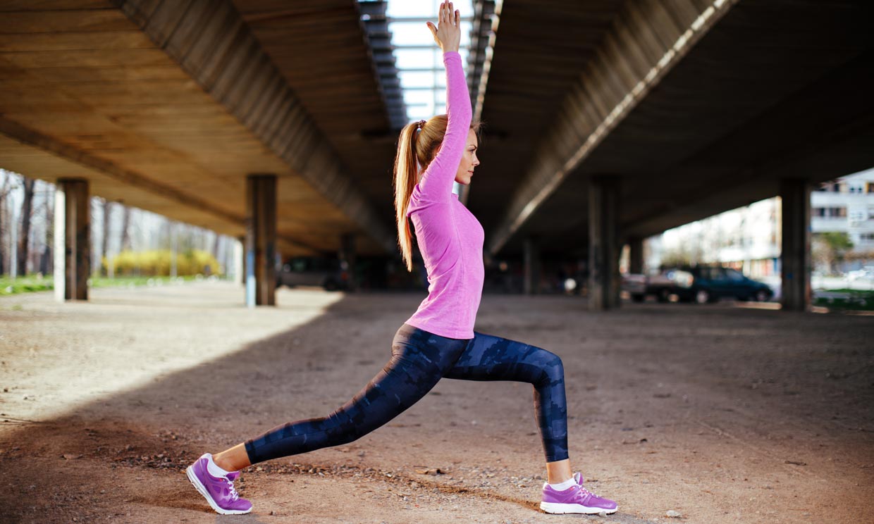 Estas 8 posturas de yoga te vendrán bien después de hacer 'running'