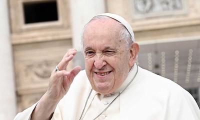¿En qué consiste la operación a la que van a someter al Papa Francisco?