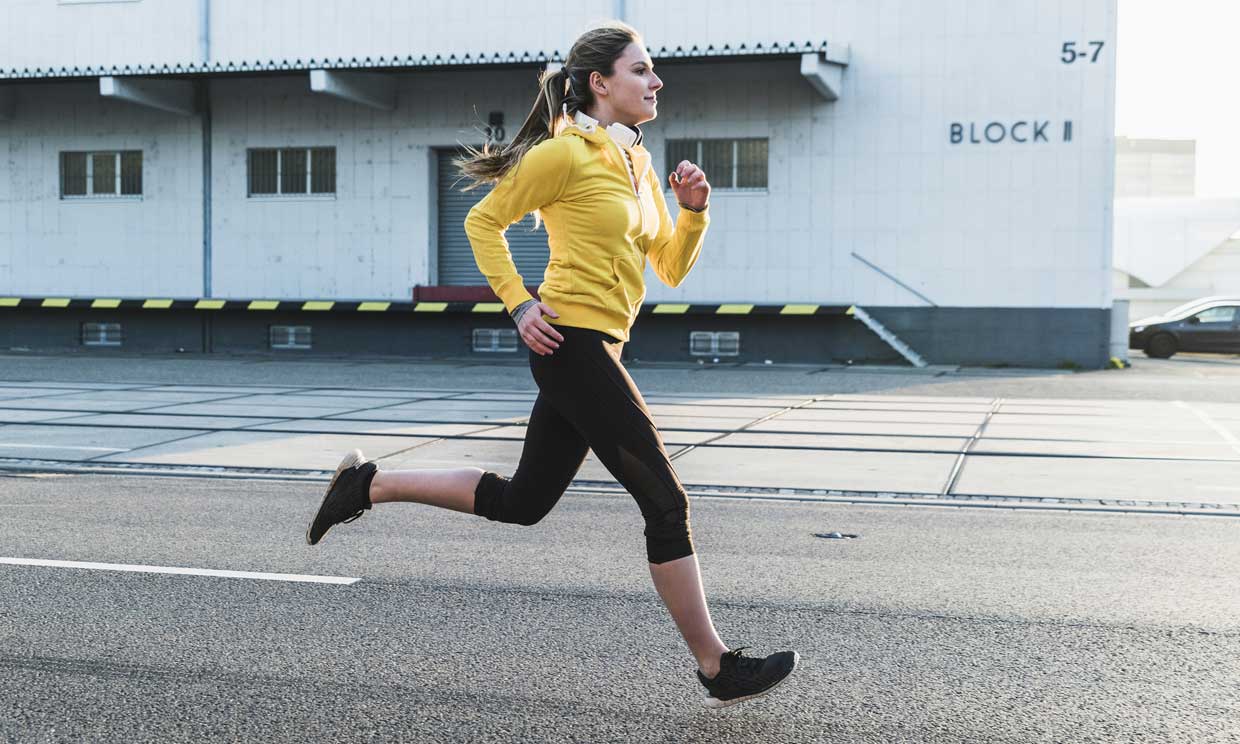 Chica corriendo