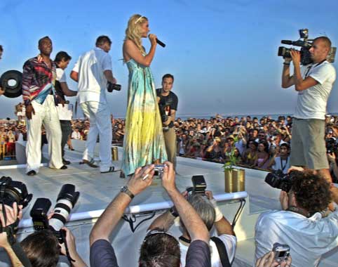 Paris Hilton revoluciona Mallorca