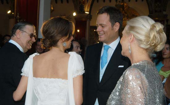 Elegancia y glamour en la boda de Almudena Roca, hija del duque de Béjar