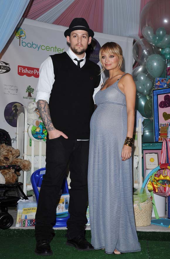 Nicole Richie da a luz a su primera hija