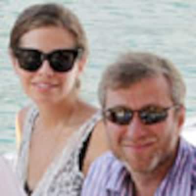 Roman Abramovich y Daria Zhukova se relajan en Portofino mientras esperan la llegada de su primer hijo en común