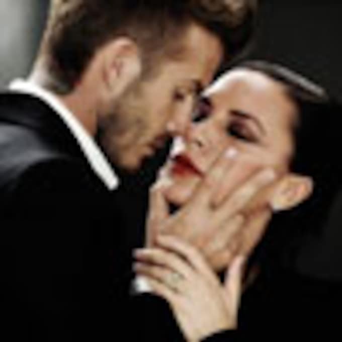 Victoria y David Beckham, pasión y sensualidad de anuncio