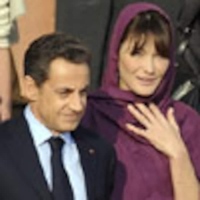 Nicolás Sarkozy y Carla Bruni, dos enamorados a los pies del Taj Mahal