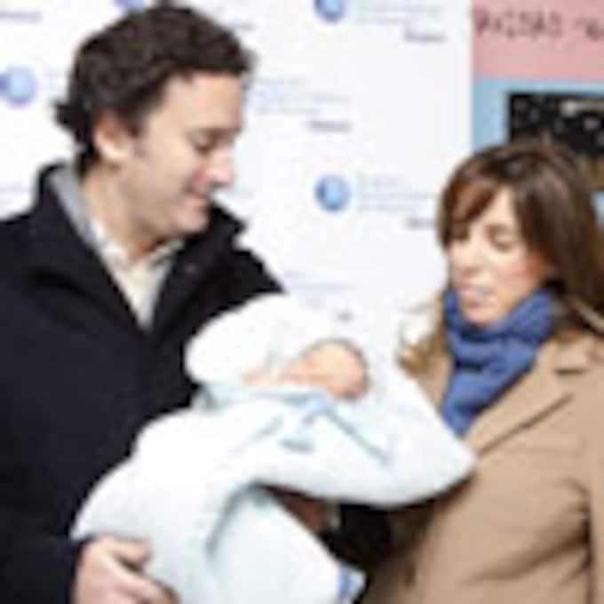 Ana Aznar y Alejando Agag presentan a su cuarto hijo, Alonso
