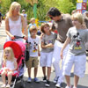 Valeria Mazza se divierte como una niña con su marido e hijos en Disneyland París