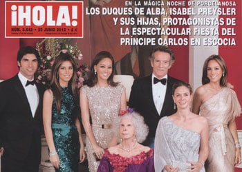 En ¡HOLA!: Los duques de Alba, Isabel Preysler y sus hijas, protagonistas de la espectacular fiesta del príncipe Carlos en Escocia