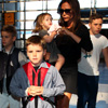 Harper Beckham y sus hermanitos roban el protagonismo a su mamá