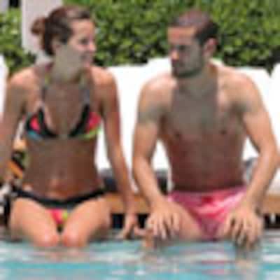 El refrescante baño de Malena Costa y Mario Suárez en Miami