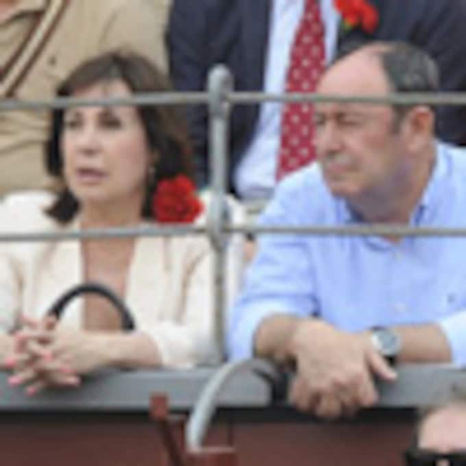 Carmen Martínez-Bordiú y Luis Miguel Rodríguez, tarde de toros en Las Ventas