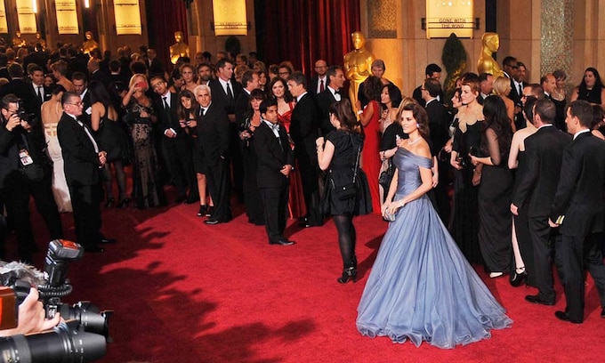 Los grandes momentos protagonizados por España en la alfombra roja de los Oscar