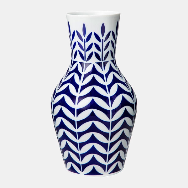 Jarrón de porcelana con motivos geométricos