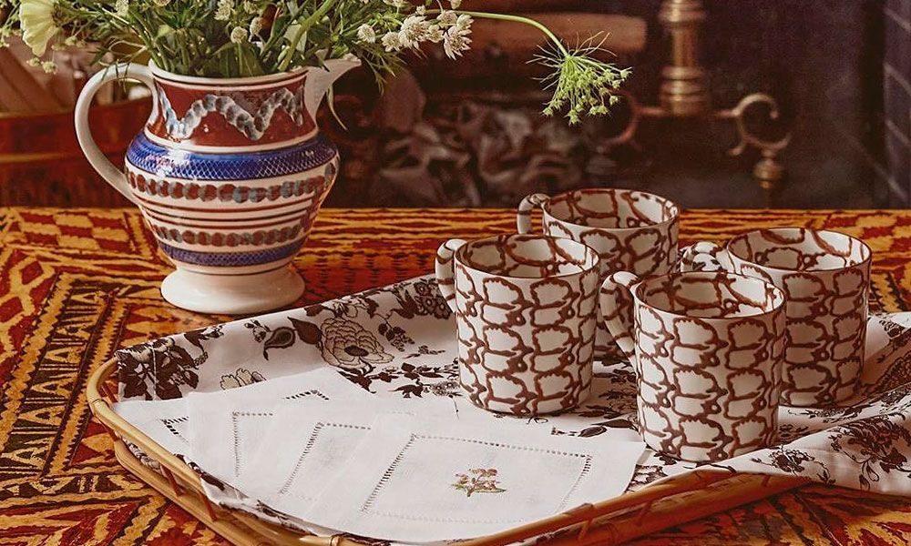 Transforma tus mañanas y disfruta del café más delicioso con estas cafeteras y tazas de diseño