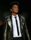 El Saint Laurent de Bruno Mars le convierte en el hombre mejor vestido de la semana