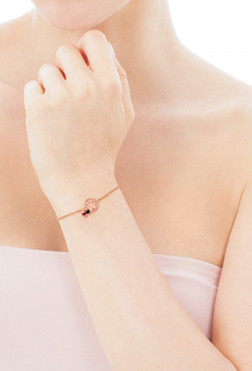 Un plus de distinción y buen gusto: pulseras de Tous de 'vermeil' rosa 