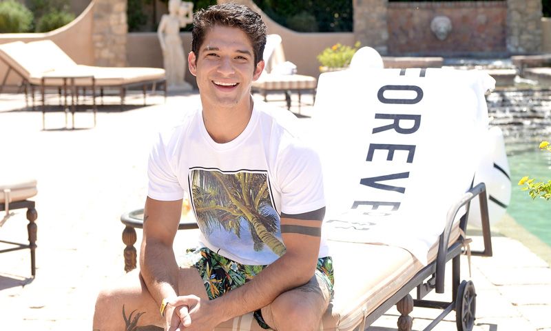 Éste es el único bañador que necesitas este verano, según Tyler Posey