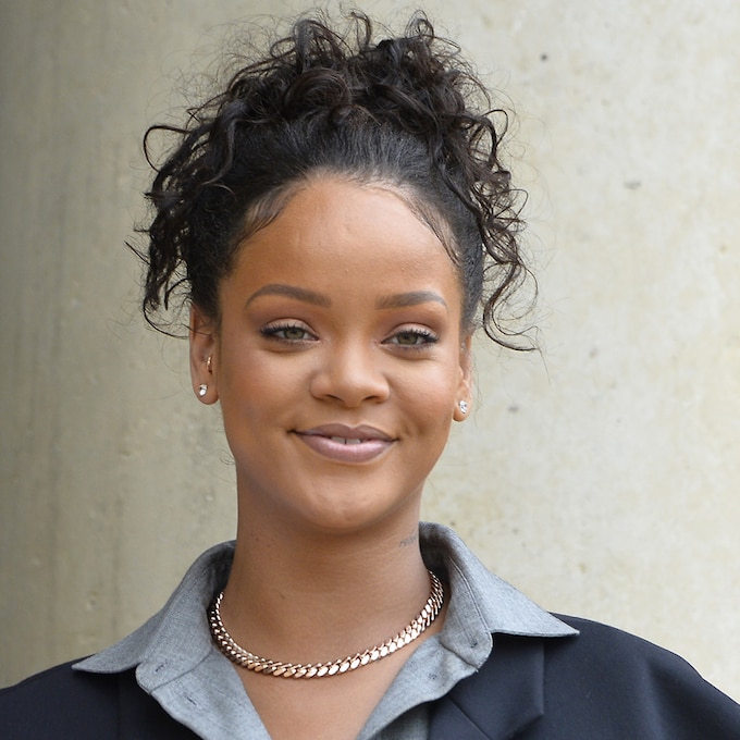 Rihanna trae de vuelta la moda 'oversize' y así es cómo debes llevarla en tu día a día 
