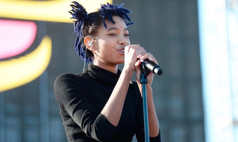 Willow Smith, así son los 'looks' del icono 'millennial' sobre los escenarios