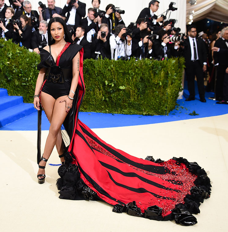 Nicki Minaj, sorprendente protagonista de la fashion film navideña de H&M