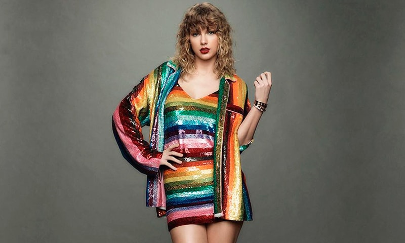 Taylor Swift vestido lentejuelas Ashish
