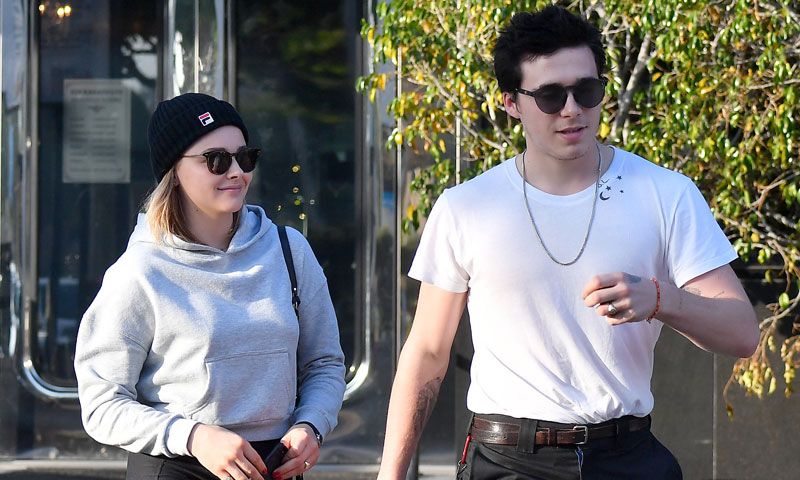 Chloë Moretz y Brooklyn Beckham tienen el regalo con el que conquistarás a tu pareja