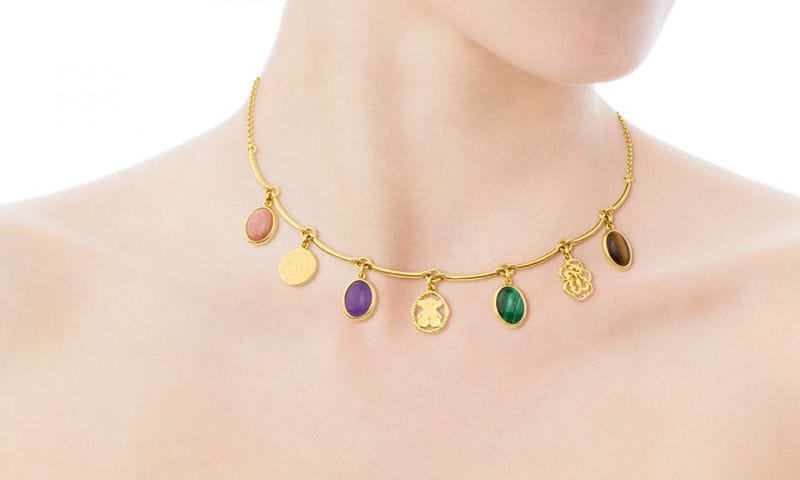 TOUS se suma al estilo 'vintage' con su colección más colorista